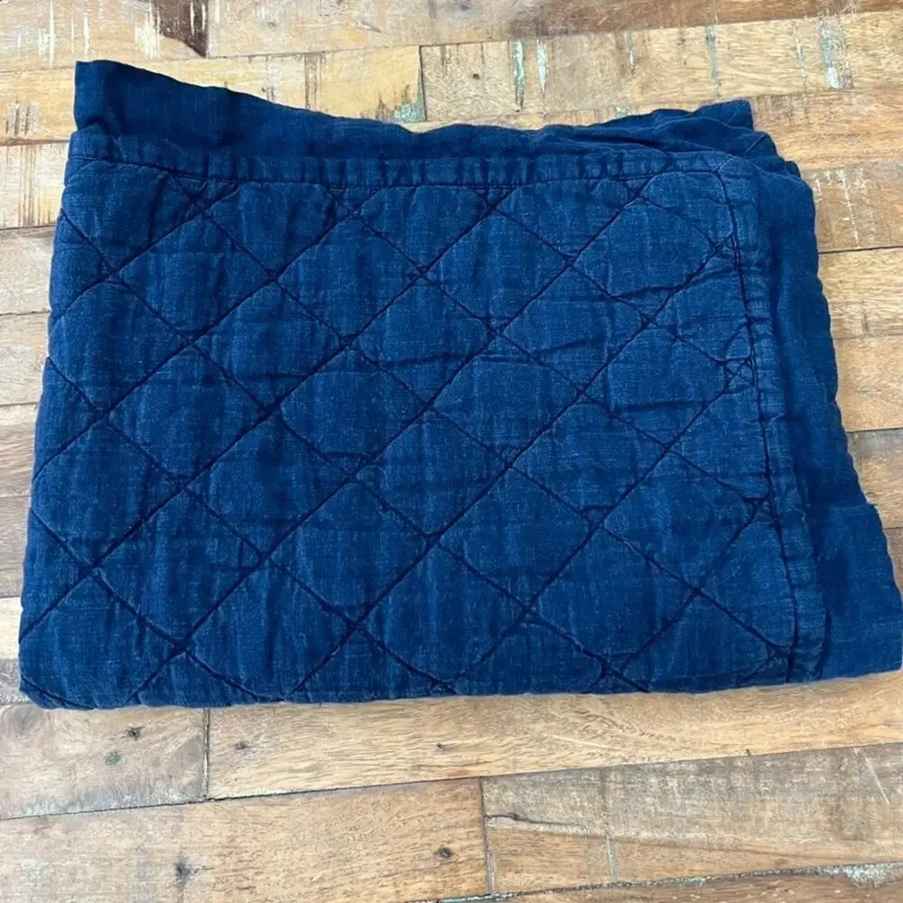 Pottery Barn Linen Quilted Pillow Sham Diamond Stitching Navy Blue Standard Size